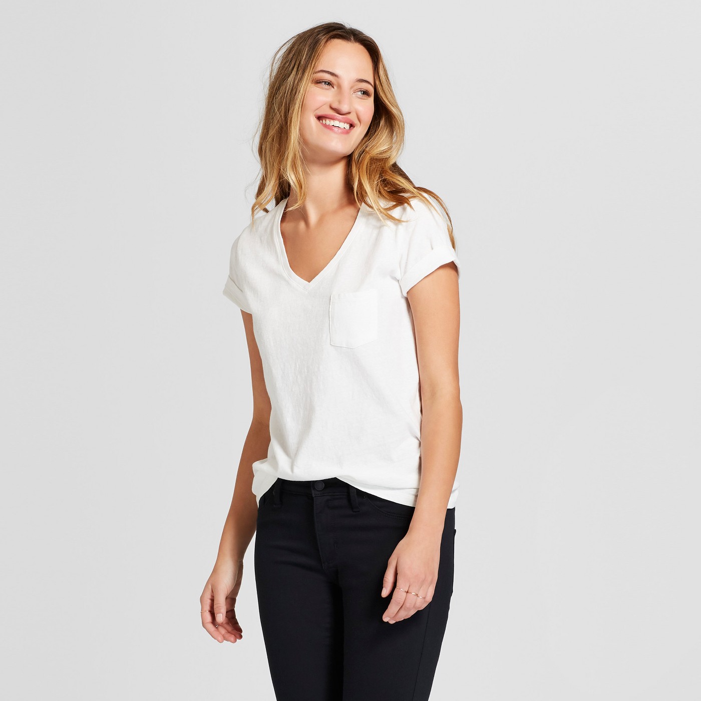 Women's Monterey Pocket V-Neck Short Sleeve T-Shirt - Universal Thread™ - image 1 of 3