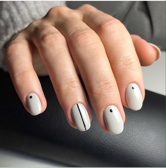 Accurate nails, Beautiful nails 2019, Easy nail designs, Everyday nails, Nail art stripes, Nails trends 2019, Polka dot nails, Round nails