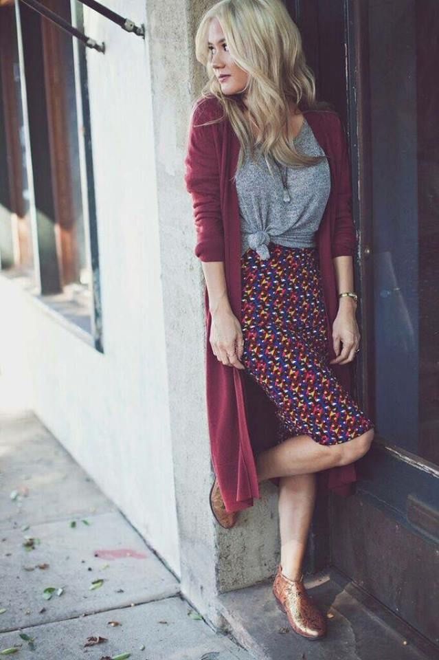 Long cardigan with tee and pencil skirt | Fashion, Modest fashion, Style