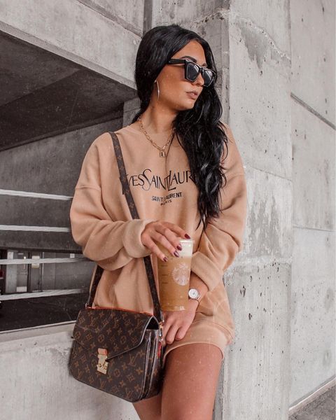 How to Wear Oversized Sweatshirt Outfits in the Season's Trendy New Ways -  Her Style Code
