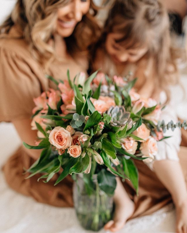 6 Flower Care Tips To Keep Your Bouquet Looking Fresh
