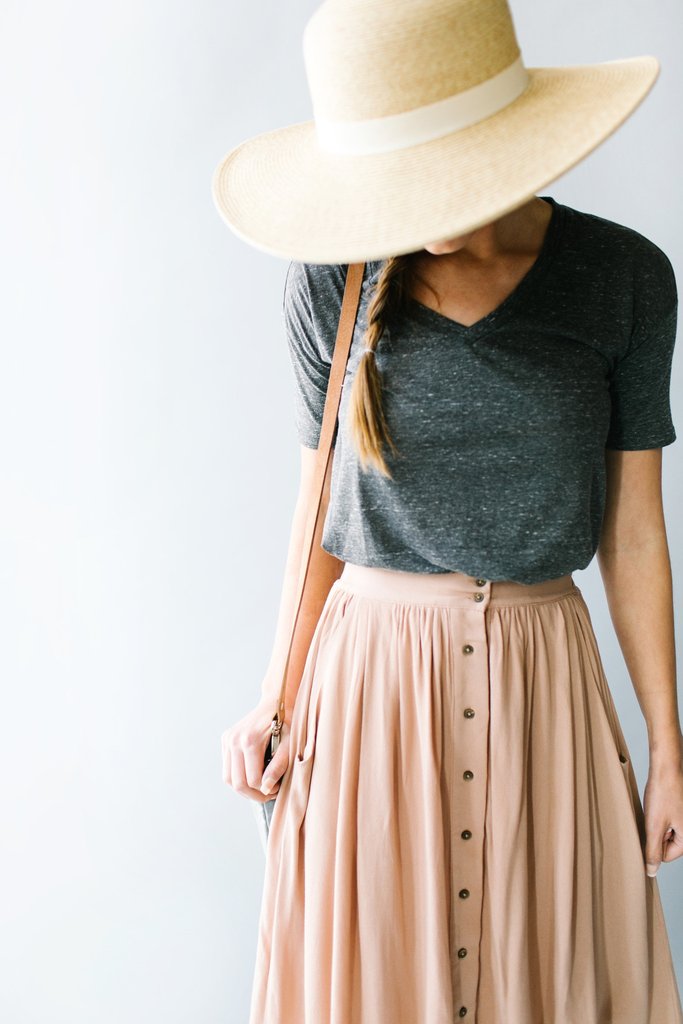 how-to-wear-midi-skirts-20-hottest-summer-fall-midi-skirt-outfit