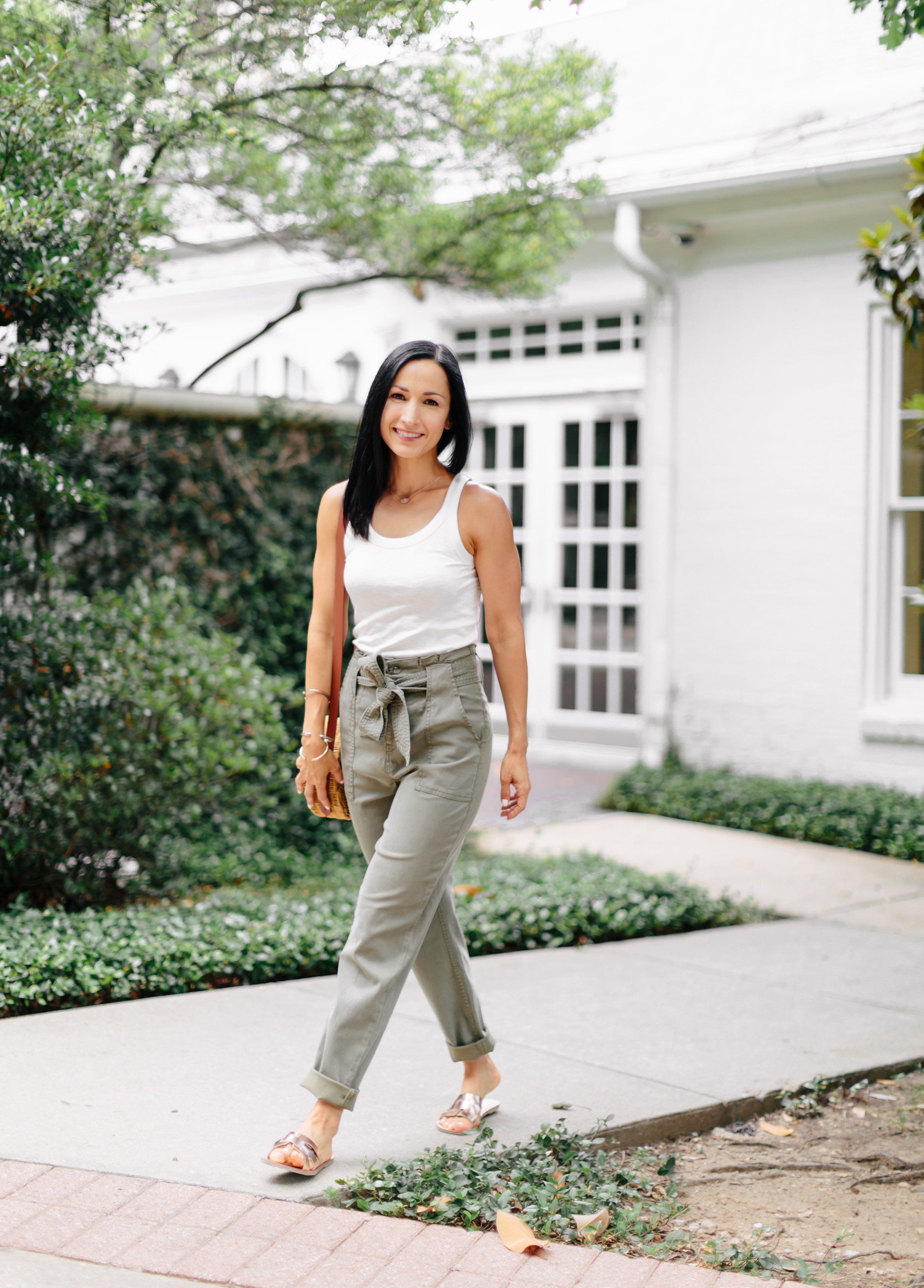 Sydne Style shows comfy outfit ideas in paperbag waist pants | Sydne Style