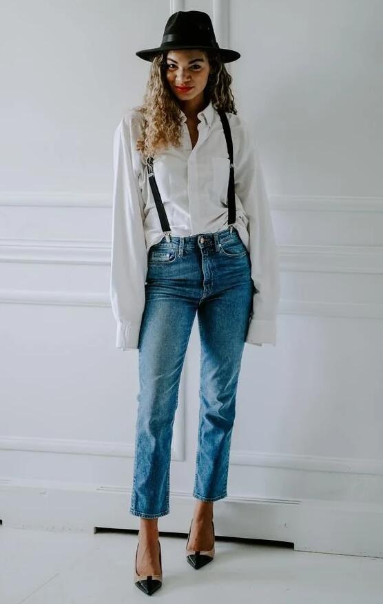 X Suspender outfit with jeans for women