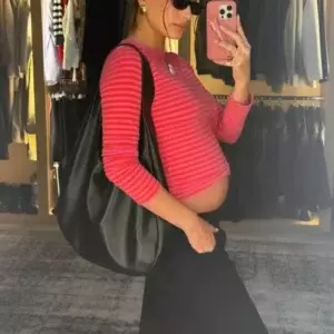 Hailey Bieber's Insta Glam Look