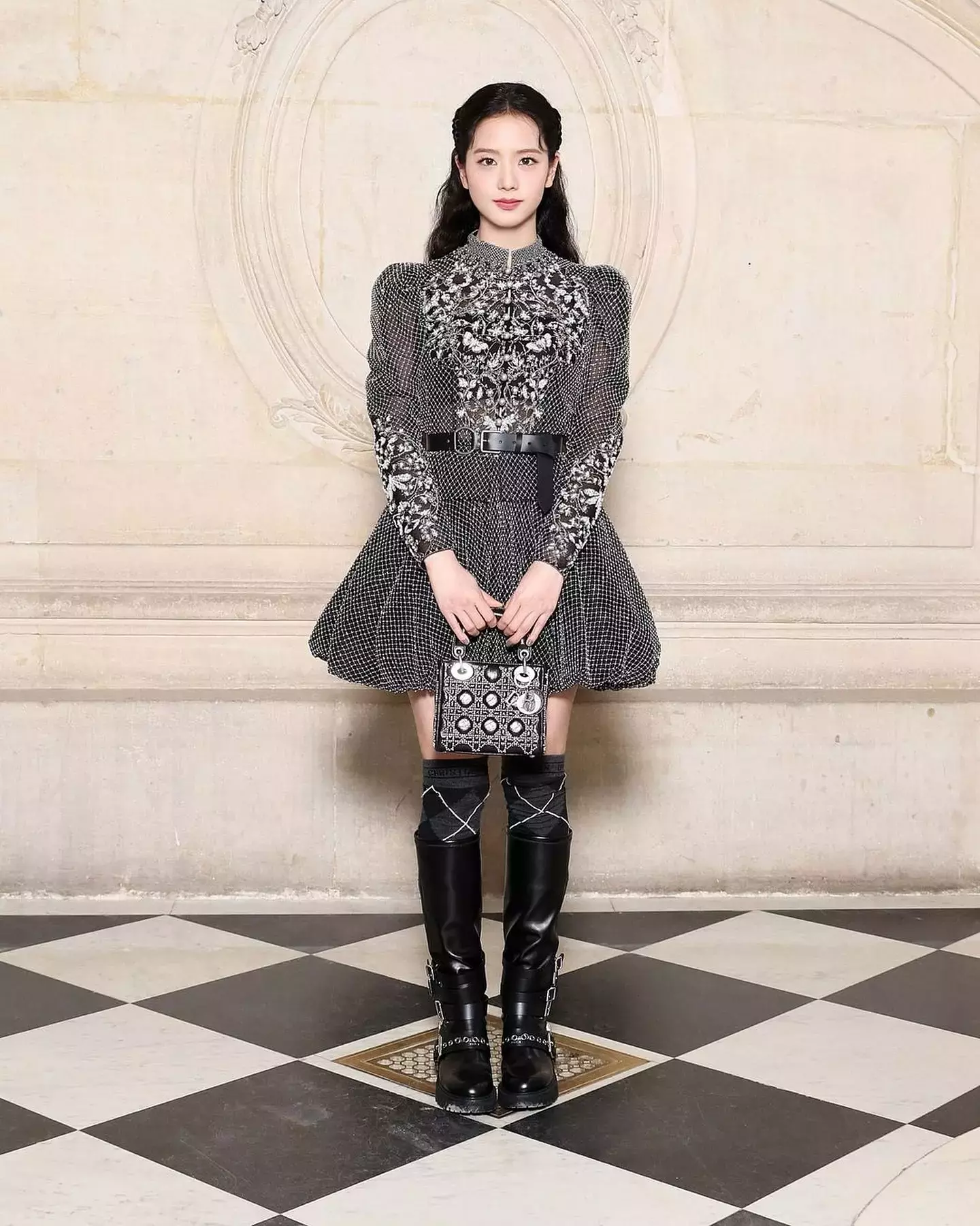Jisoo Dazzles In Dior Resort At The Dior Couture Show