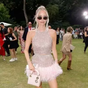 Leonie Hanne Stuns In Gorgeous Georges Hobeika Getup At Couture Show
