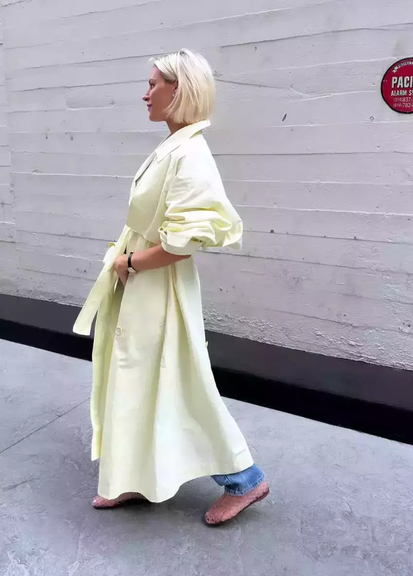 Morgan Stewart Trench coat + Jeans + Flat