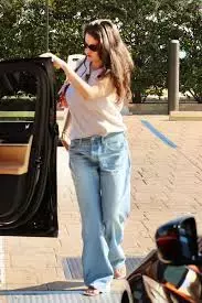 tshirt and jeans 5