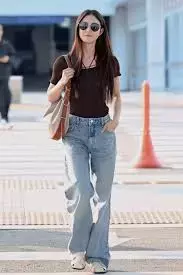 tshirt and jeans 8