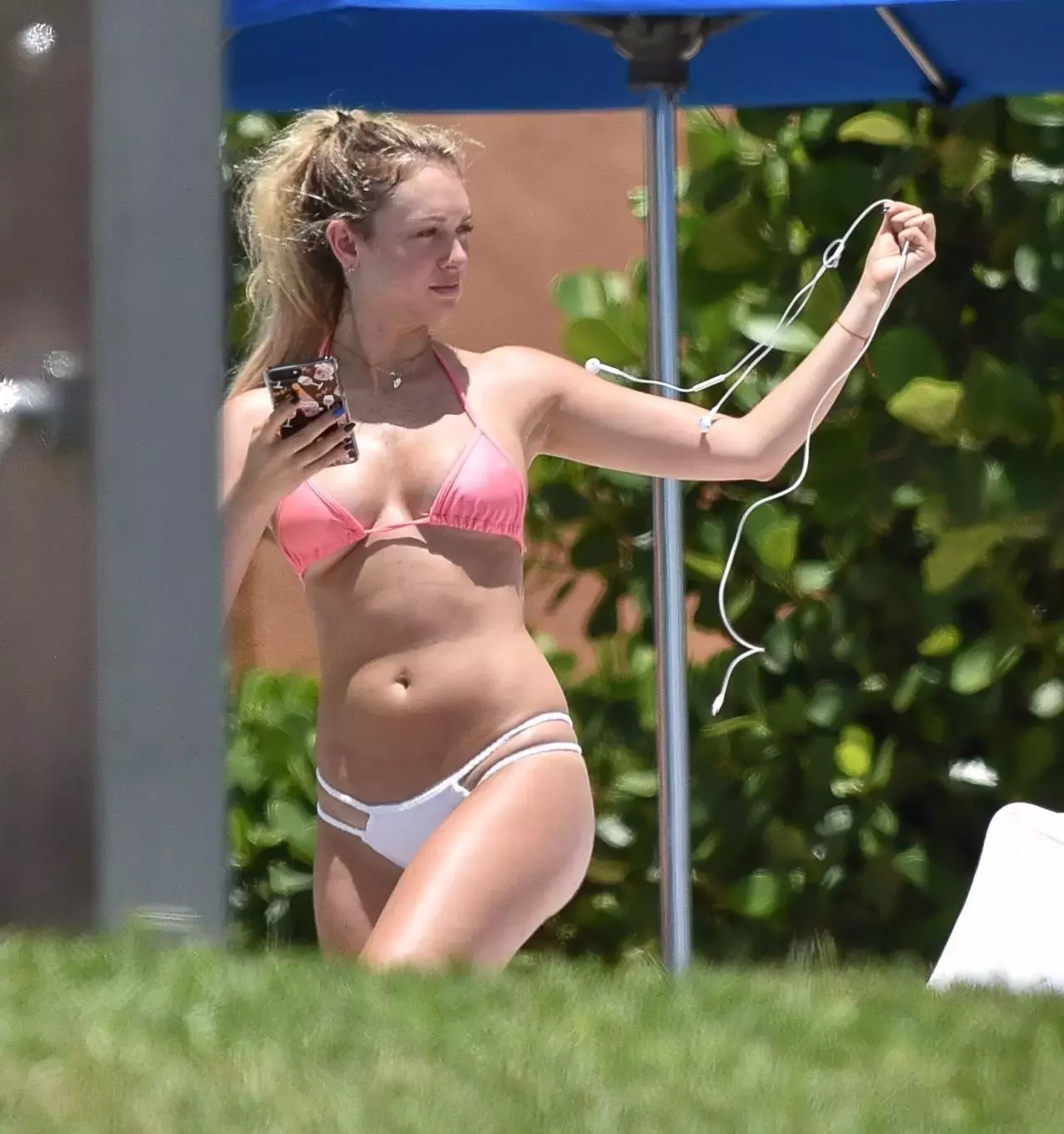 Corinne Olympios In A Pink And White Bikini In Miami