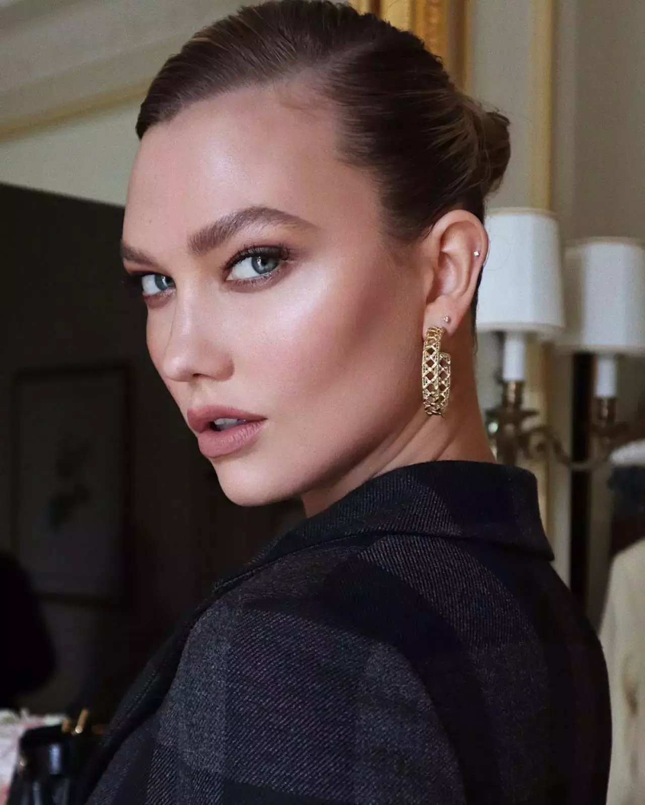 Karlie Kloss Live Stream