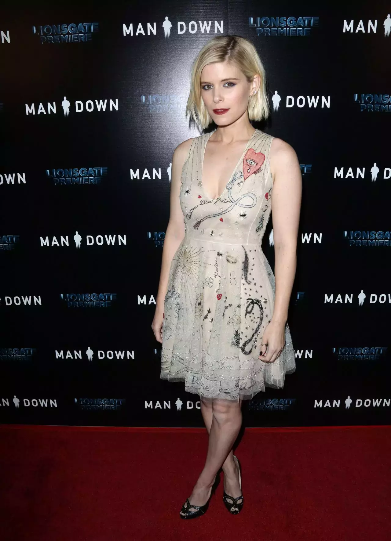 Kate Mara Man Down Premiere At Arclight Hollywood In Los Angeles