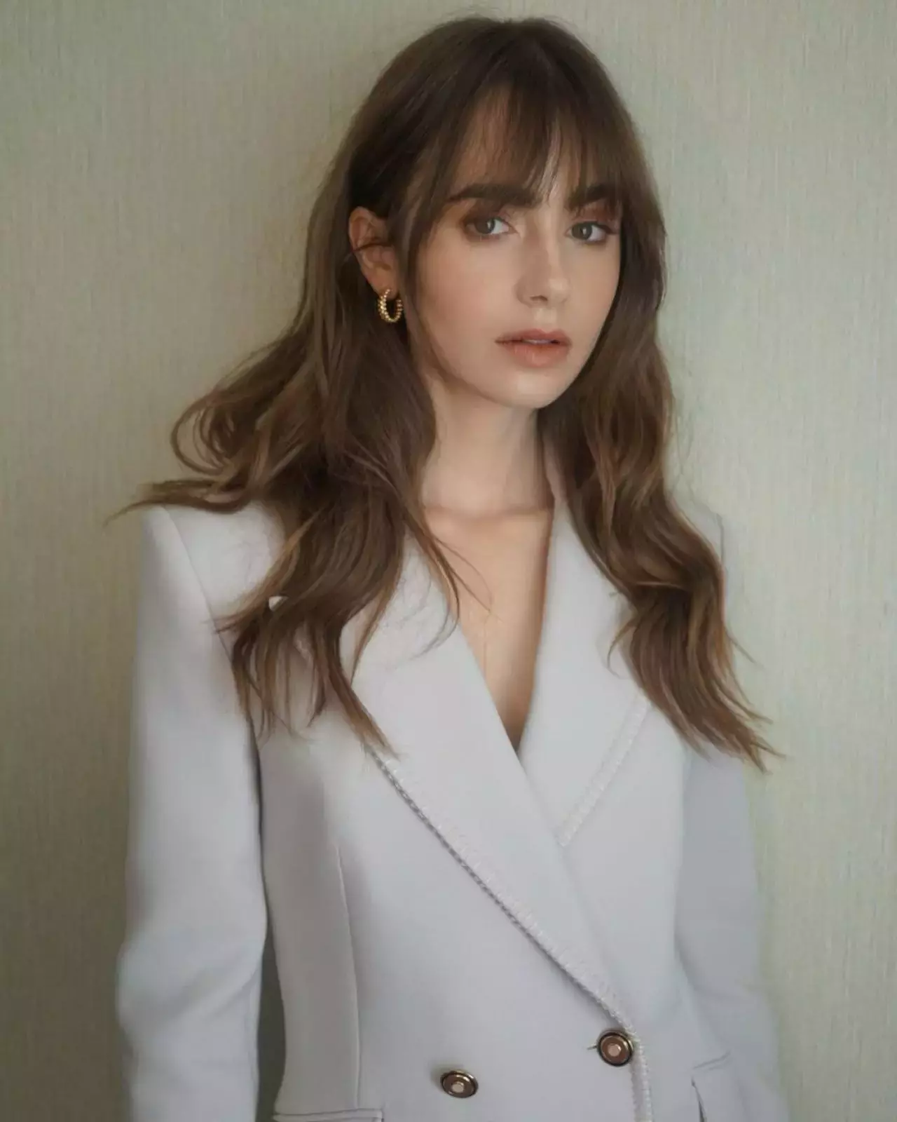 Lily Collins