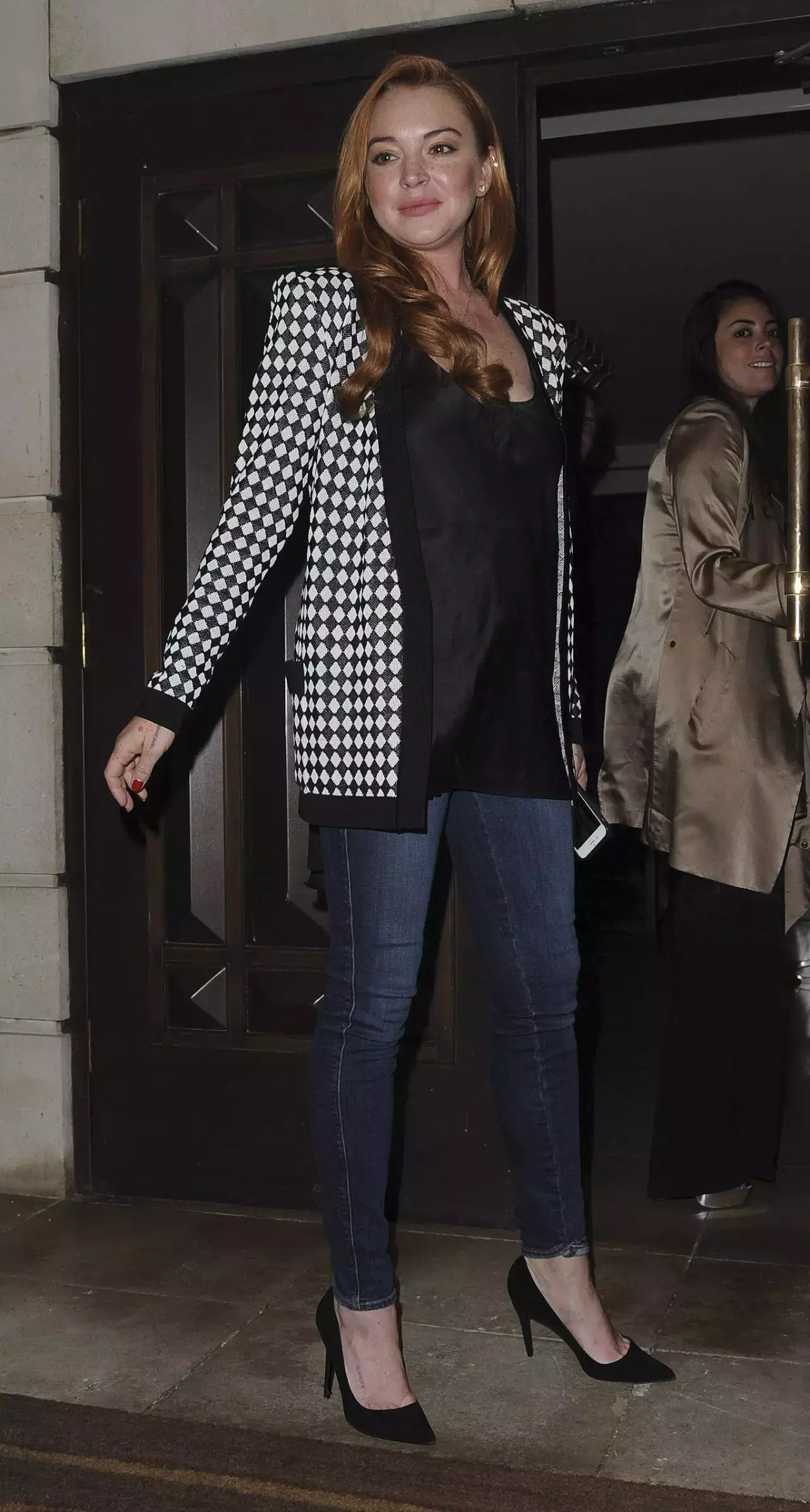 Lindsay Lohan Casual Style At The Dorchester Hotel In London