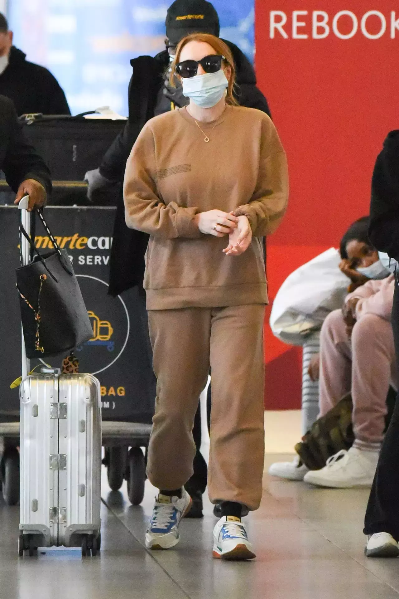 Lindsay Lohan In Travel Outfit Jfk Airport In New York