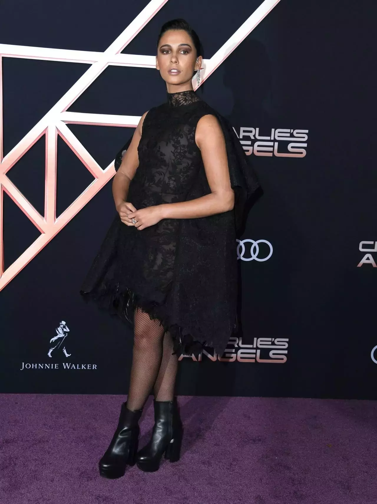 Naomi Scott Charlie S Angels Premiere In La