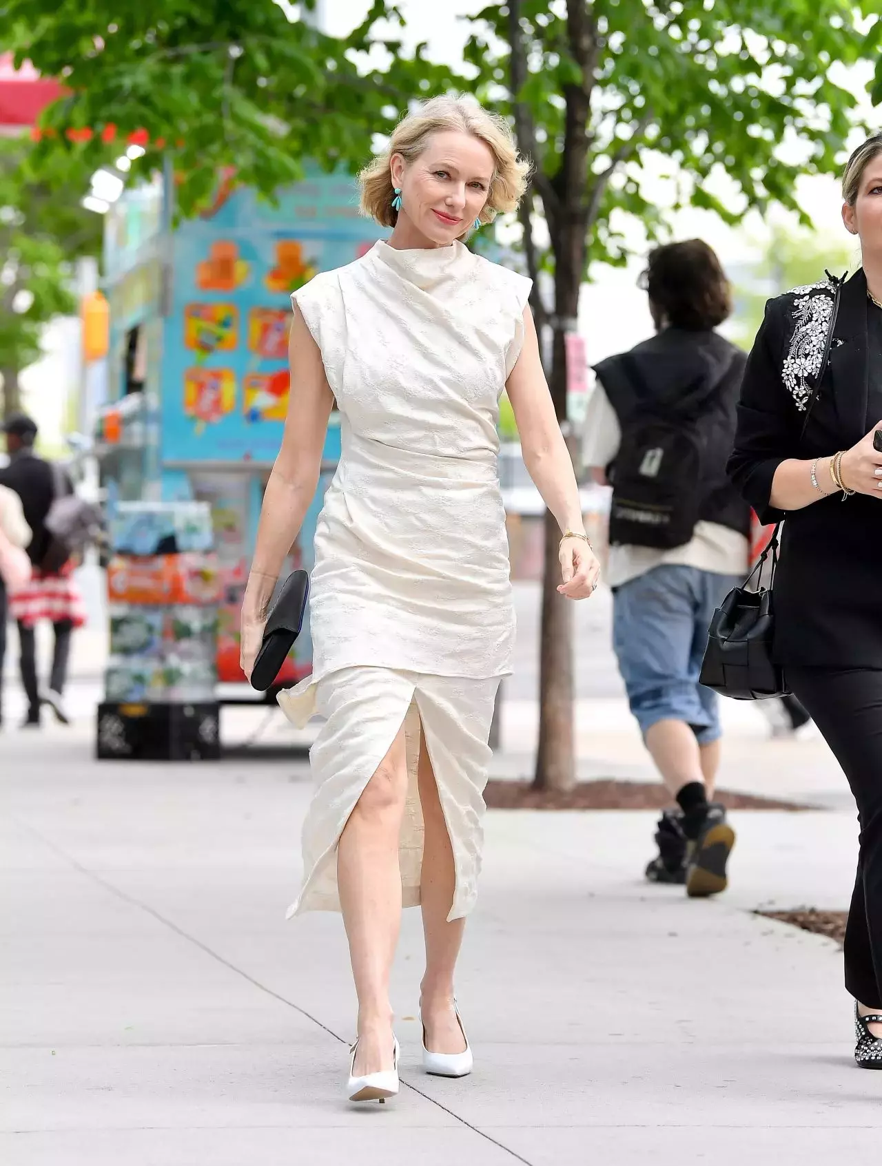 Naomi Watts Looks Fashionable New York