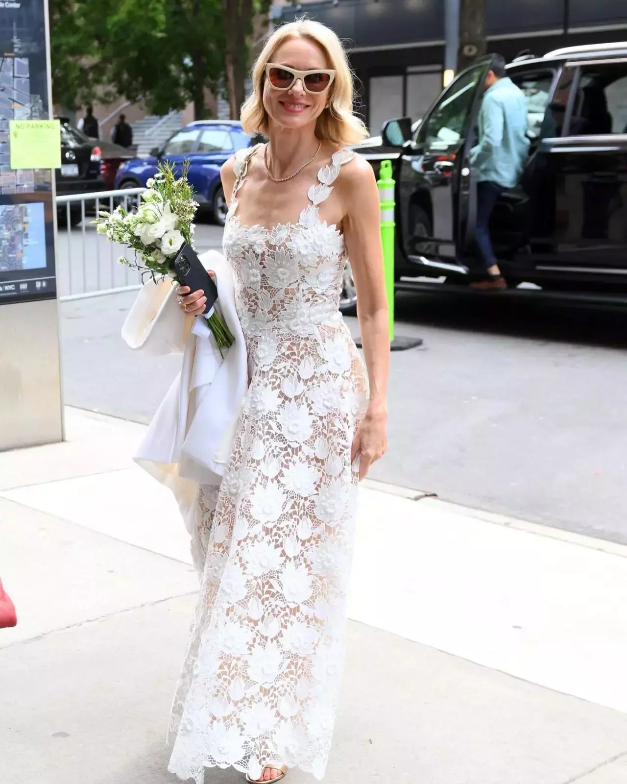 Naomi Watts Outfit Wedding