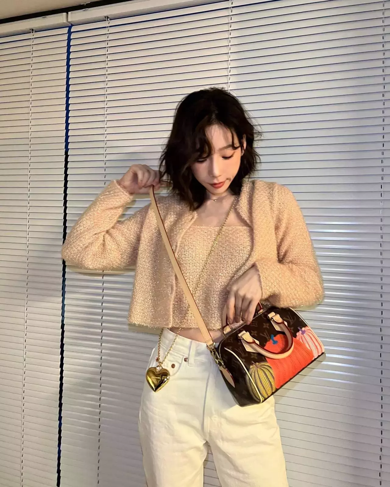 Taeyeon Outfit