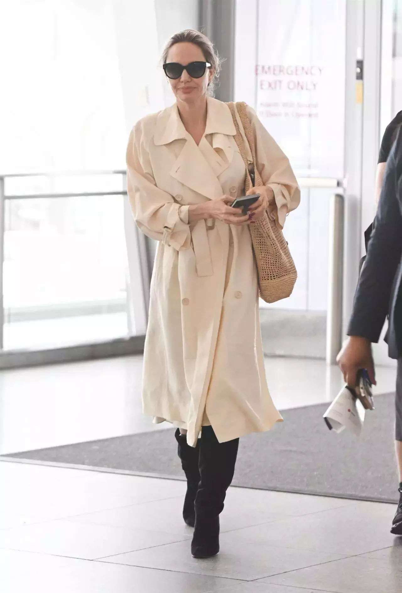 Angelina Jolie Arriving At Jfk Airport In New York