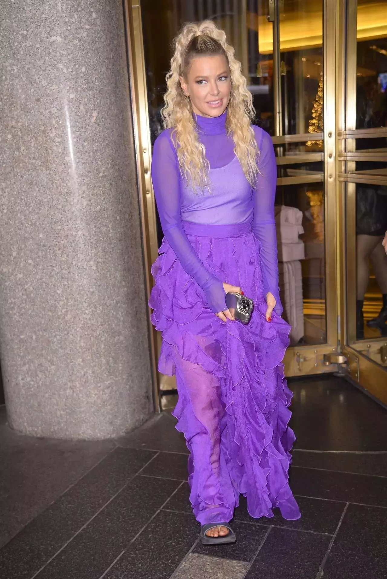 Ariana Madix Exiting The Nbc Building In New York