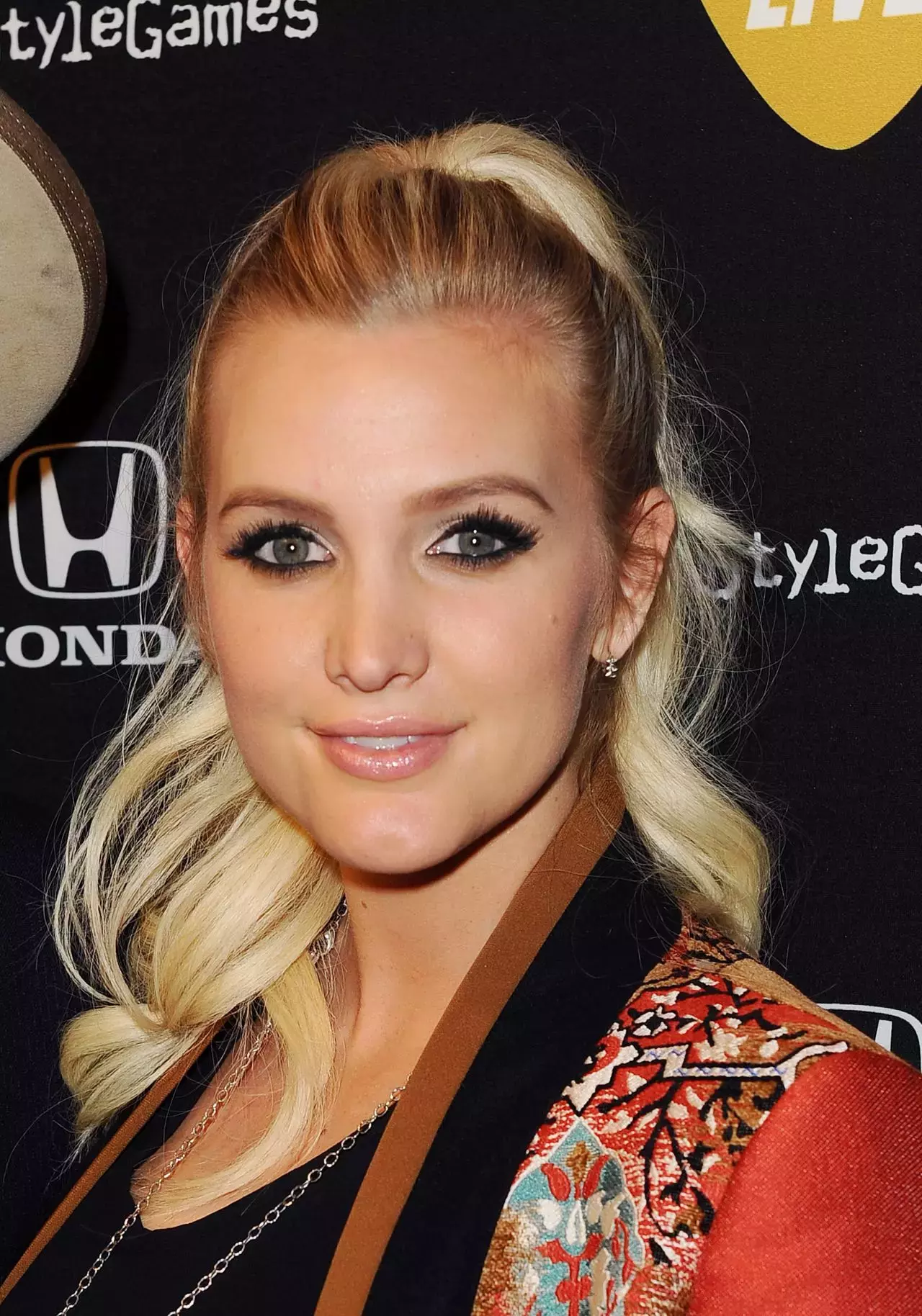 Ashlee Simpson Guitar Hero Live Launch Party In Los Angeles_1