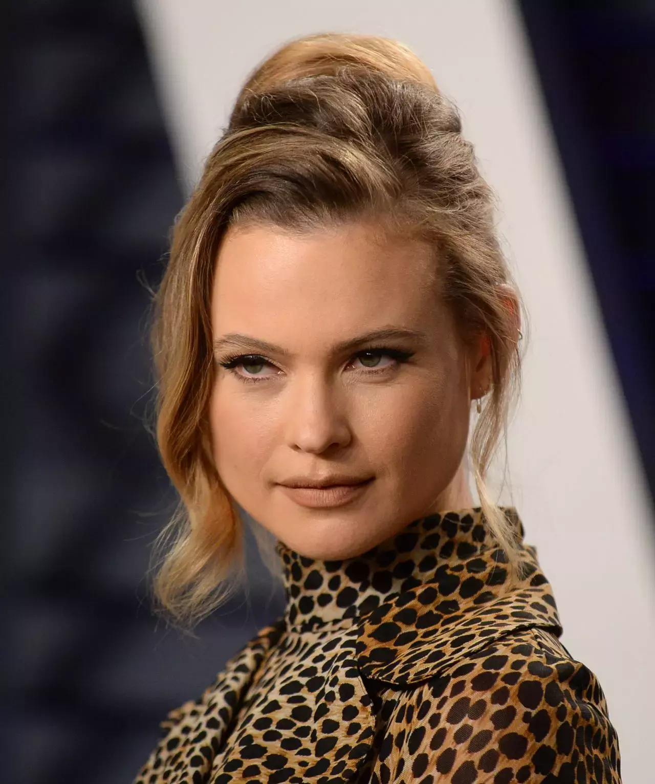 Behati Prinsloo Vanity Fair Oscar Party More Pics