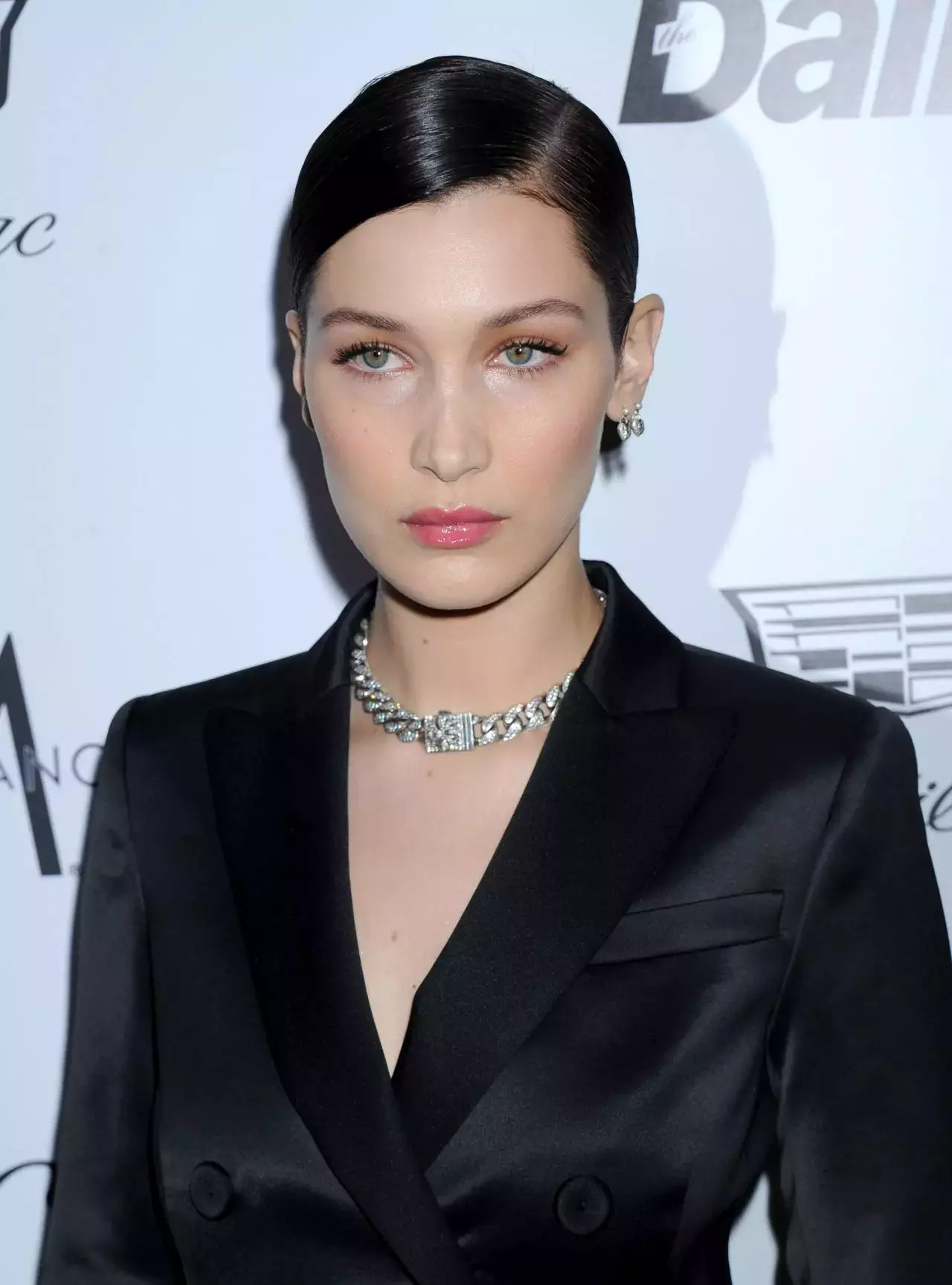 Bella Hadid The Daily Front Row Fashion Los Angeles Awards In West Hollywood