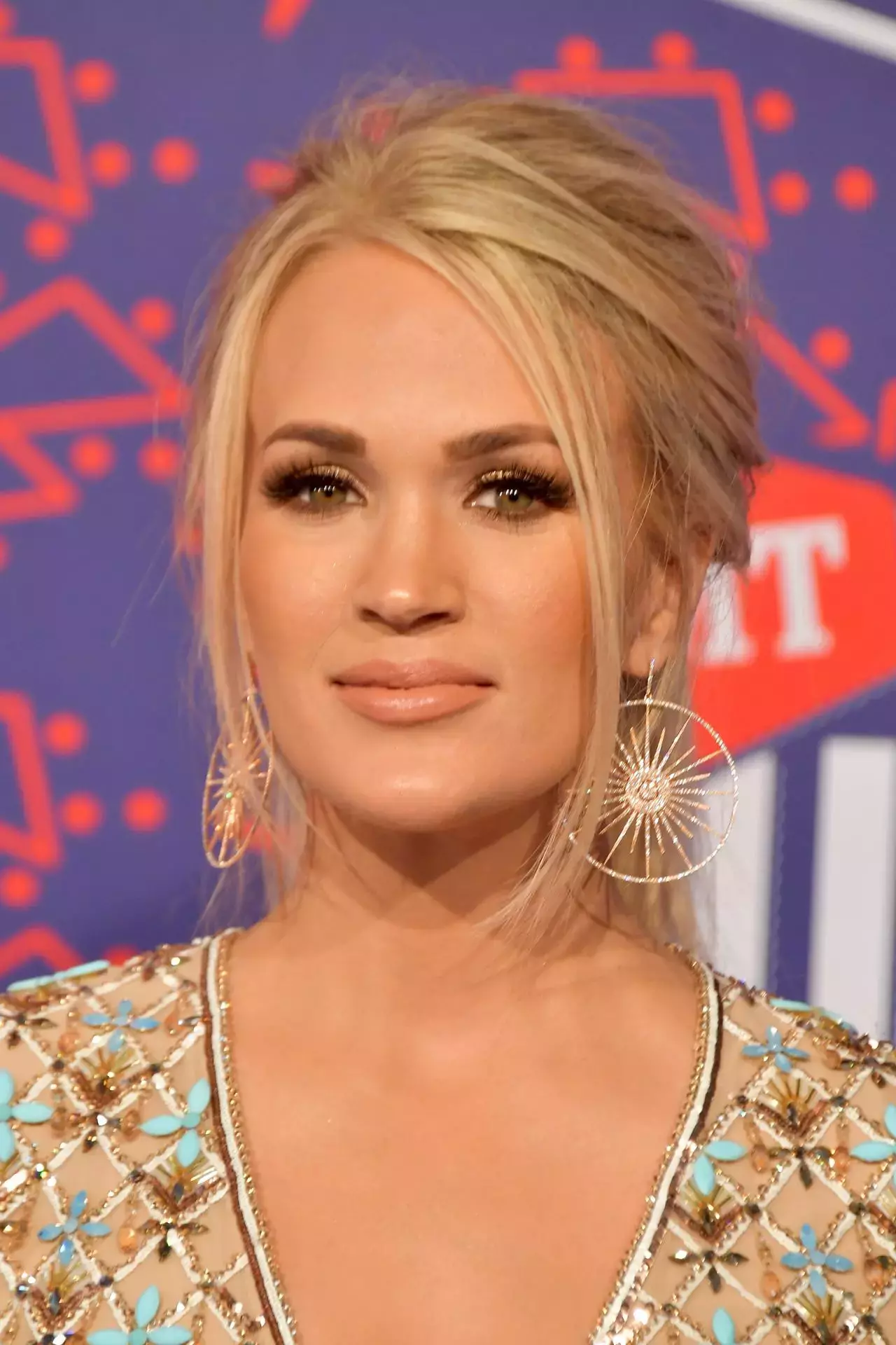 Carrie Underwood Cmt Music Awards In Nashville