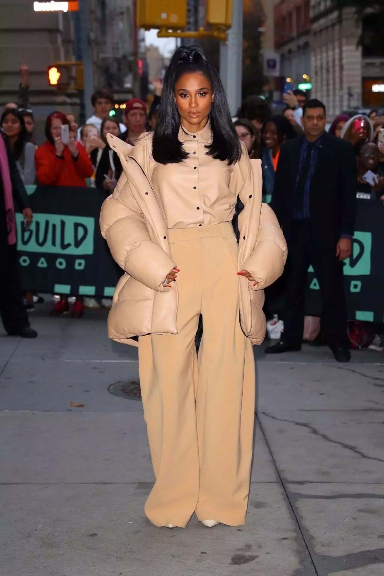 Ciara Outside Build Series In New York