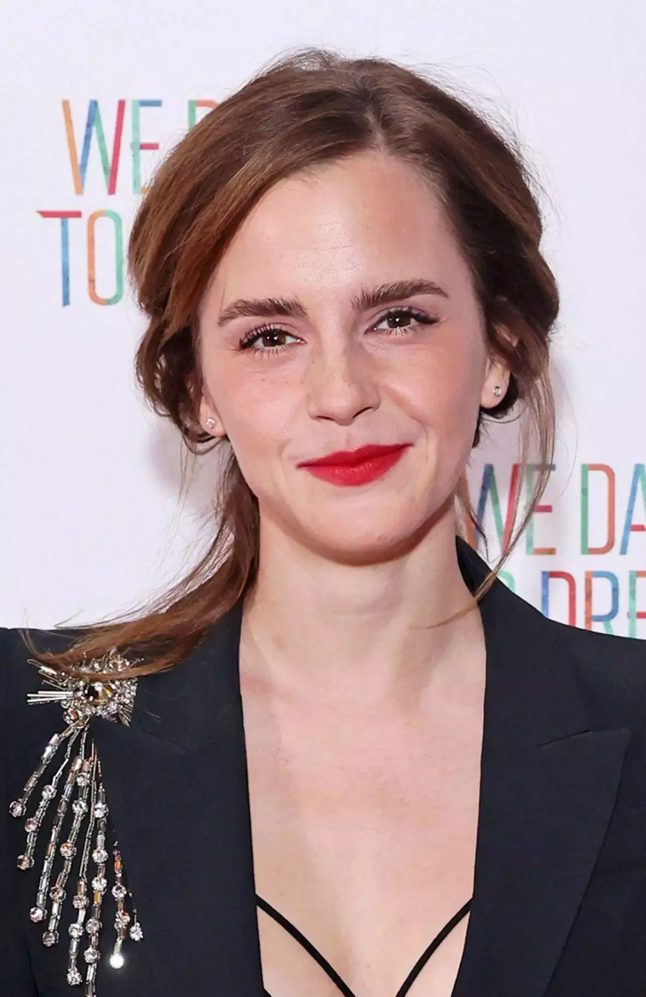 15 Emma Watson's Hairstyles and Haircuts to Inspire Your Next Look ...