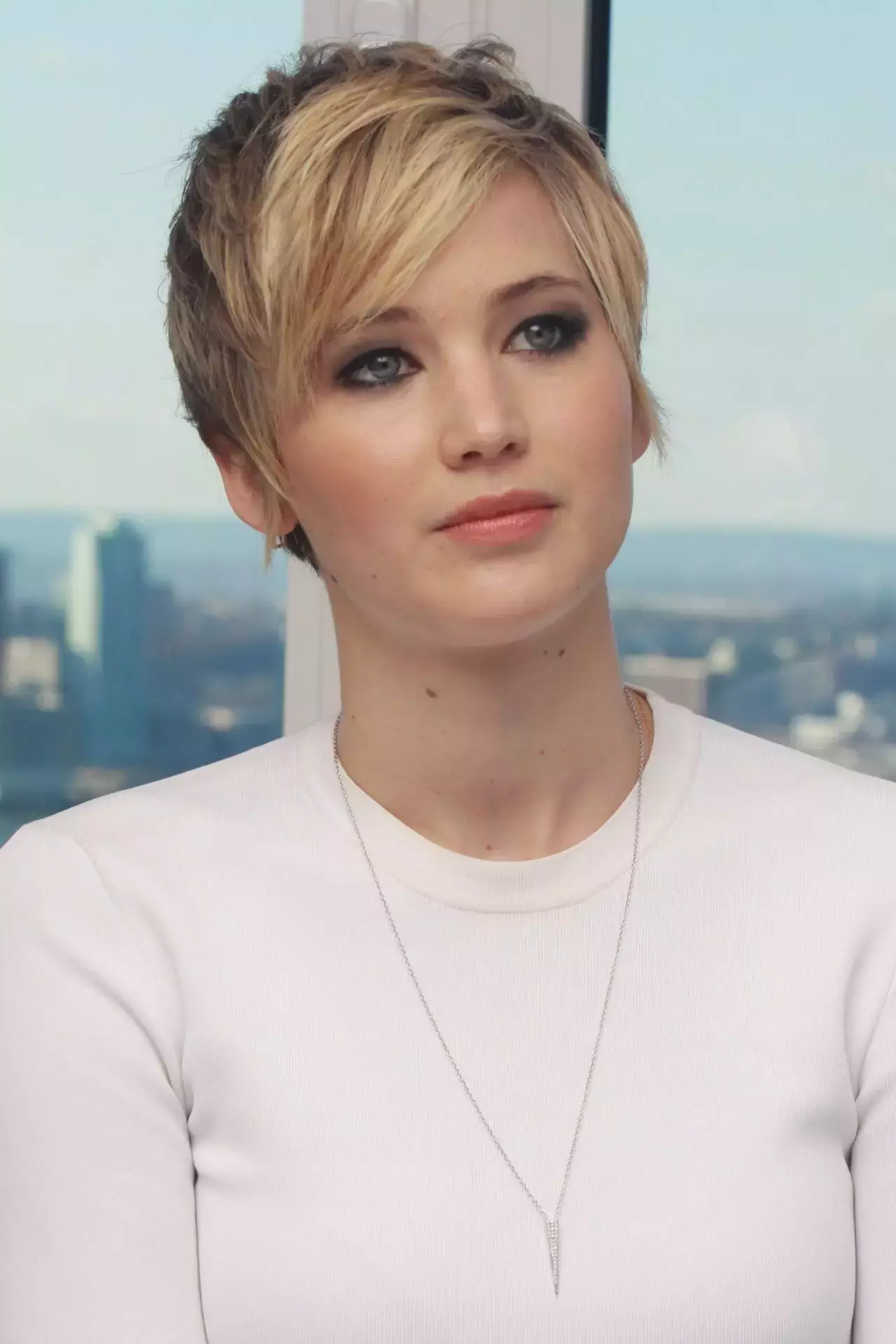 Jennifer Lawrence At American Hustle Press Conference In New York December_1