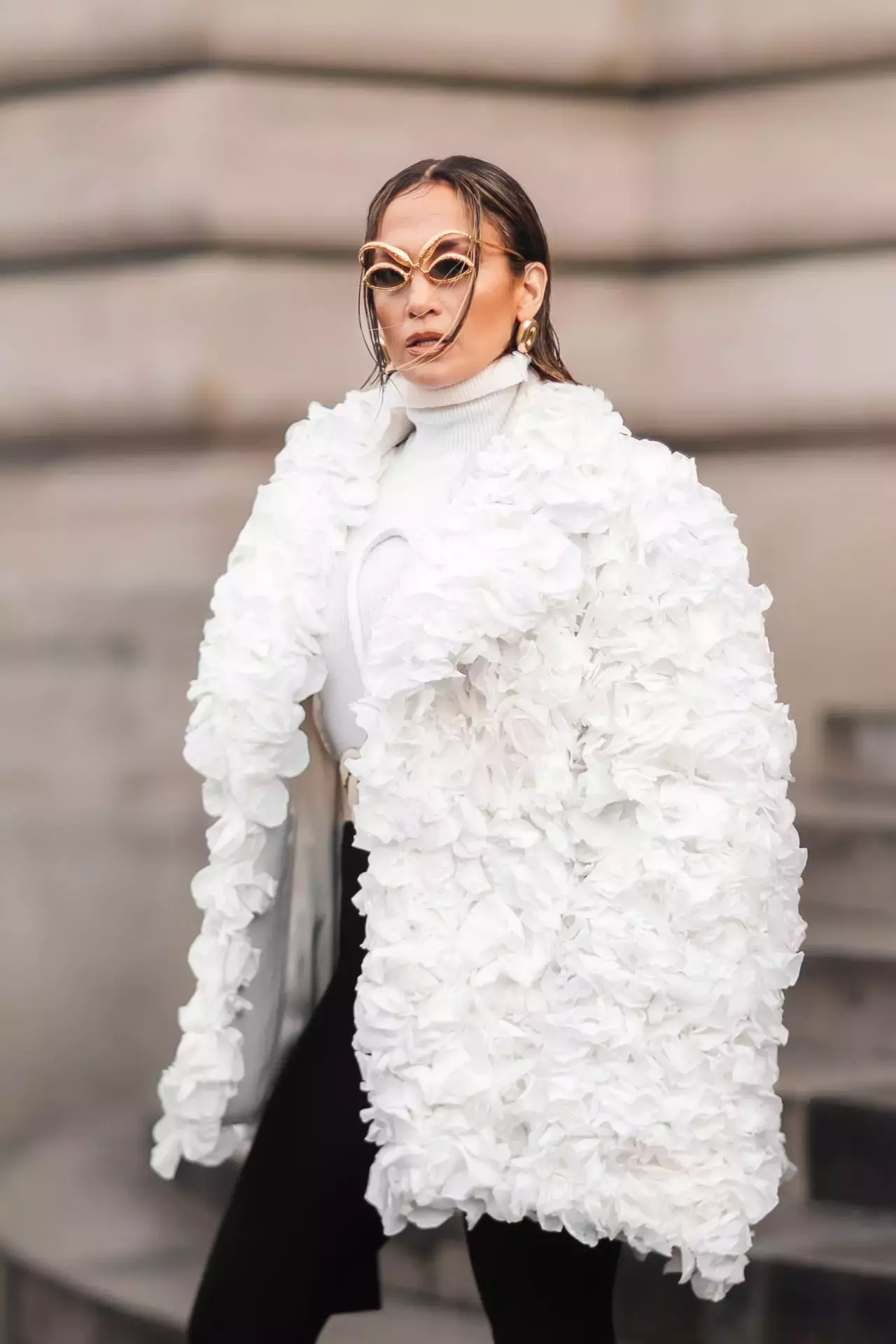 Jennifer Lopez At The Schiaparelli Fashion Show In Paris