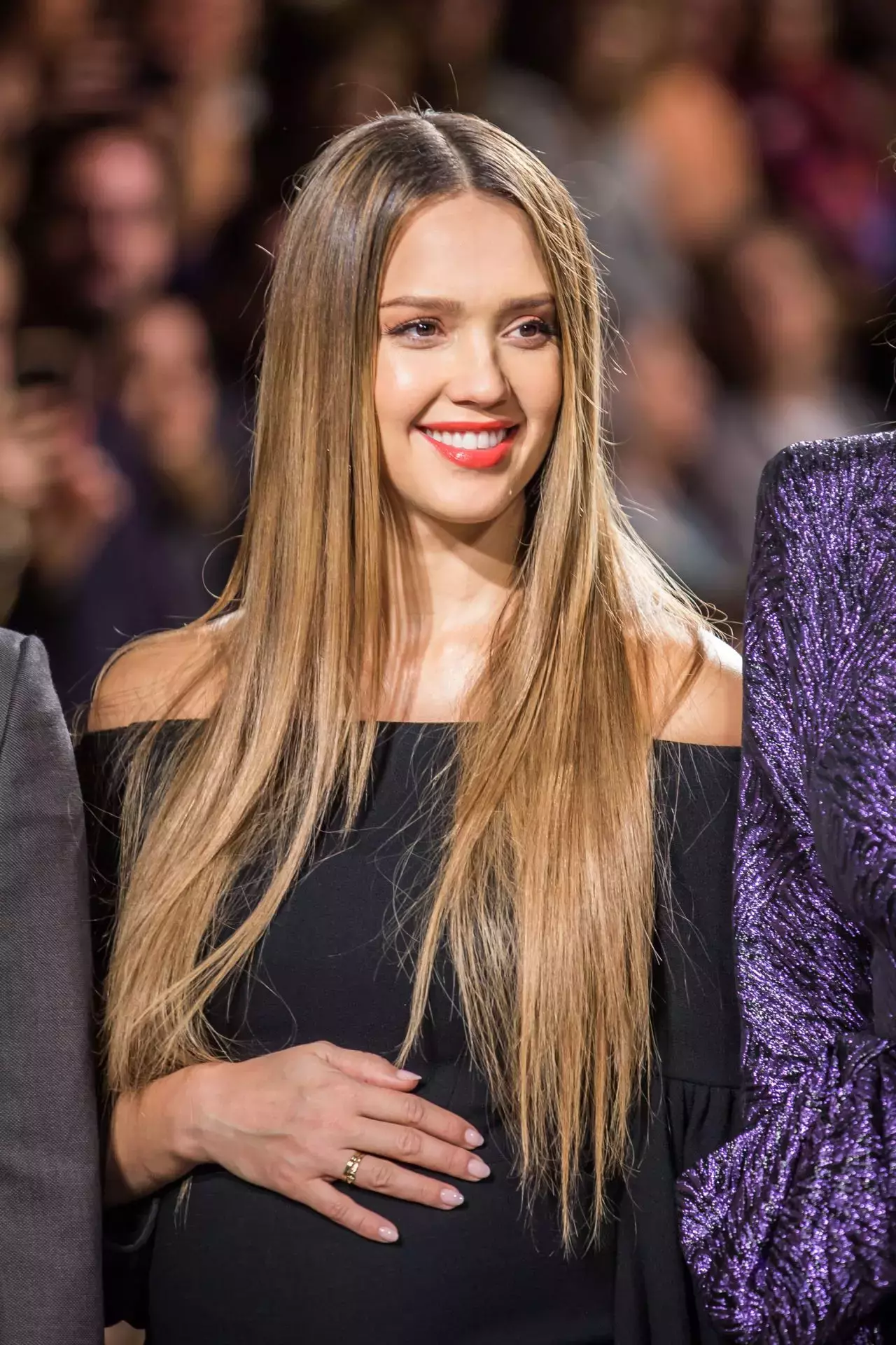 Jessica Alba At Project Runway Show Nyfw In New York City