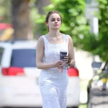 Joey King Cute Street Style