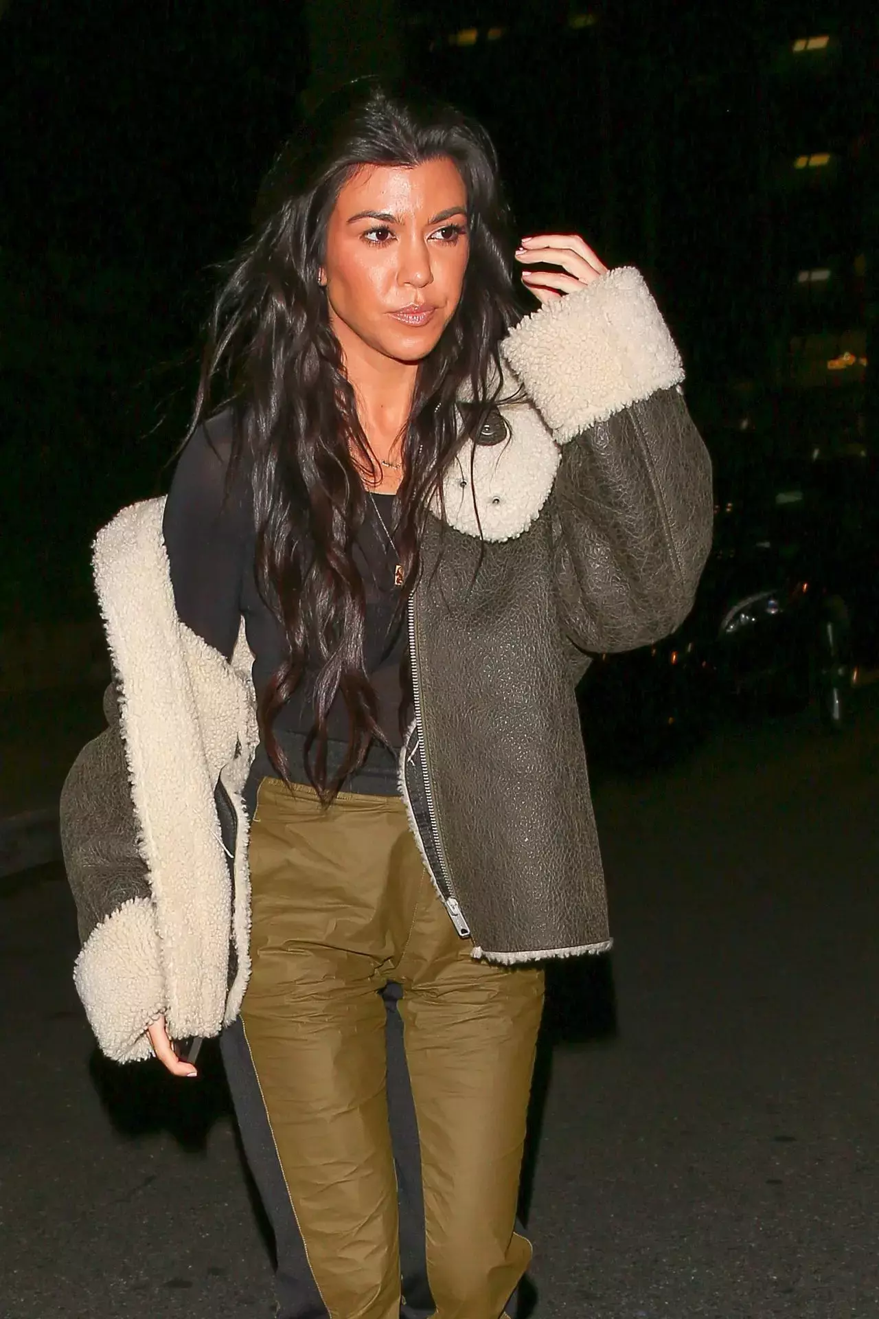 Kourtney Kardashian Out In Los Angeles