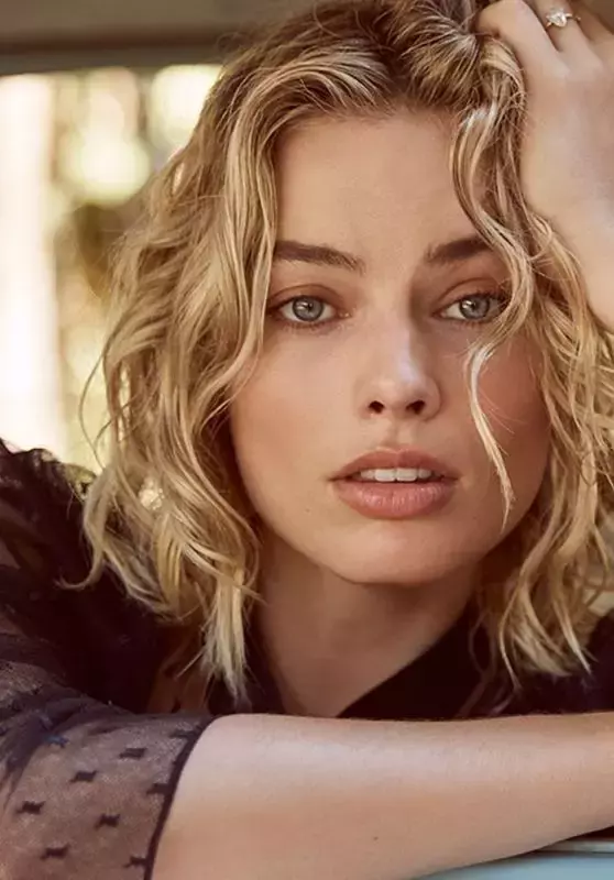 Margot Robbie Harper S Bazaar Australia March_thumbnail