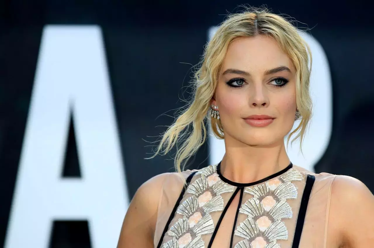 Margot Robbie The Legend Of Tarzan Premiere In London Uk