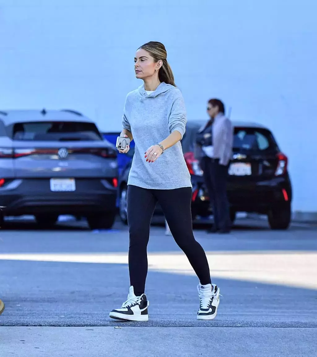 Maria Menounos Out In Los Angeles