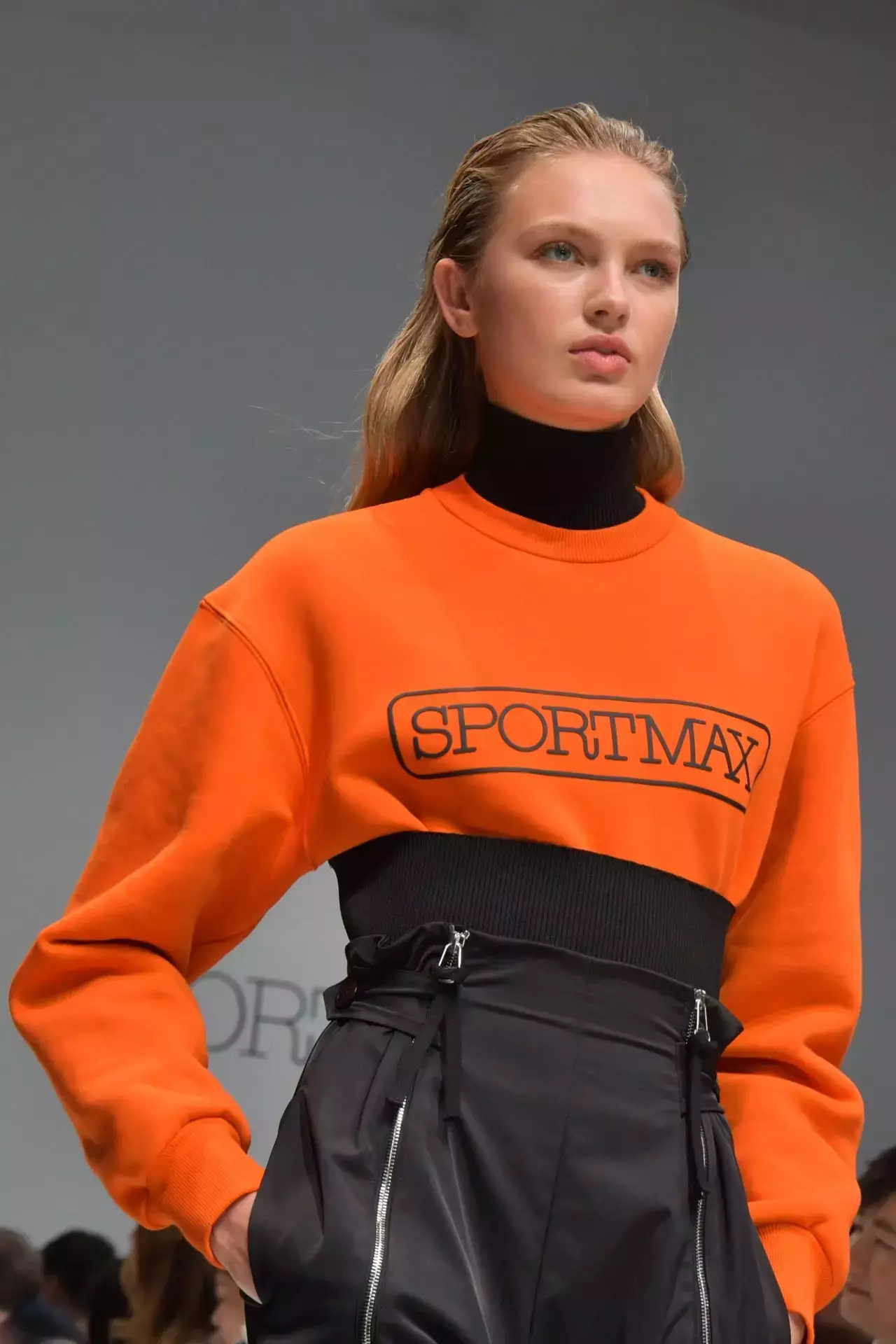 Romee Strijd Walks Sportmax Show Milan Fashion Week Italy