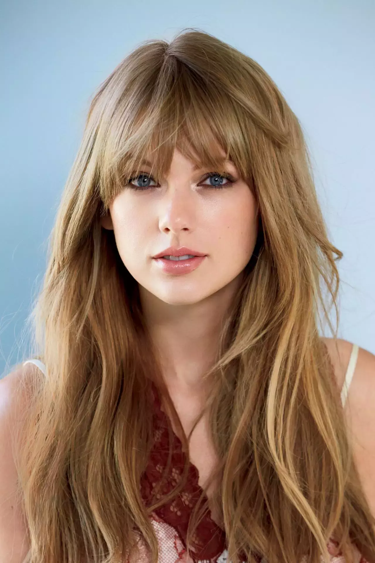 Taylor Swift Glamour Magazine March