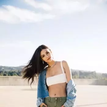 Victoria Justice Social Media