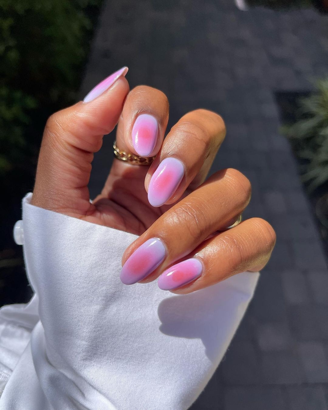 Aura Nails