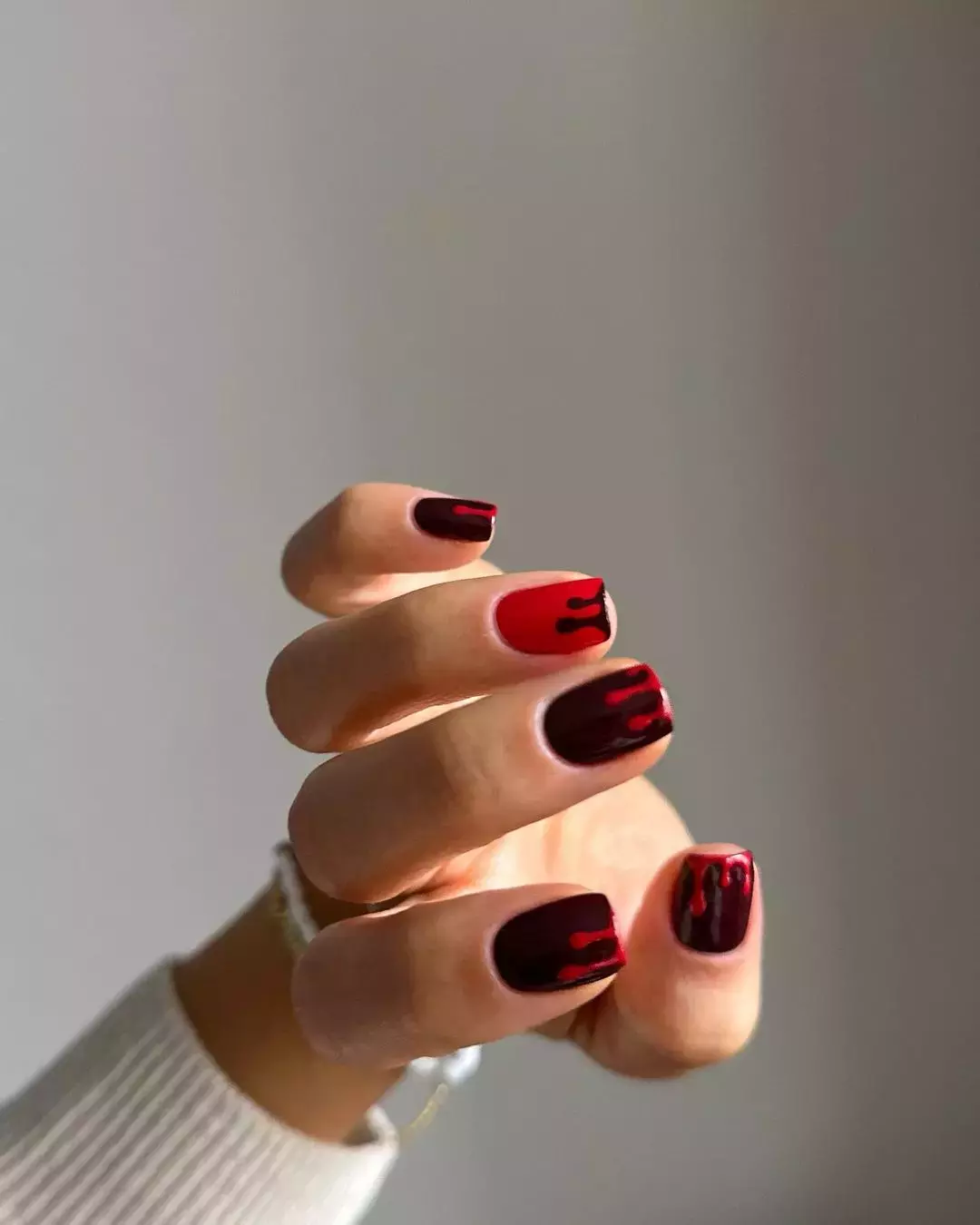 Bloody Drip Nails