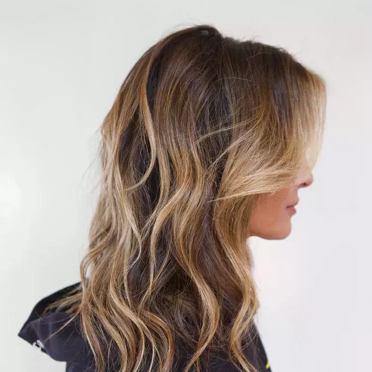 Loose Waves With Ghost Layers