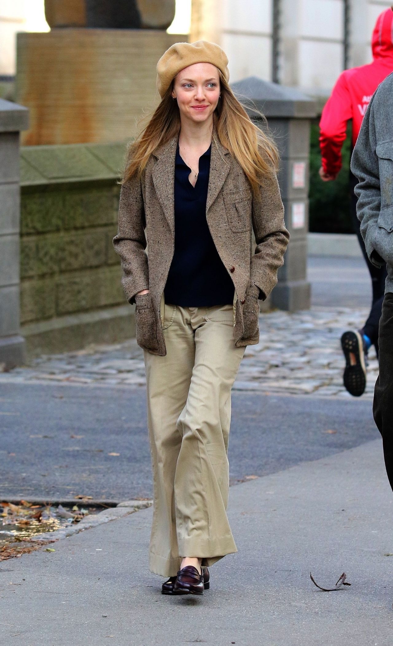 Amanda Seyfried Filming Things Heard And Seen In Ny