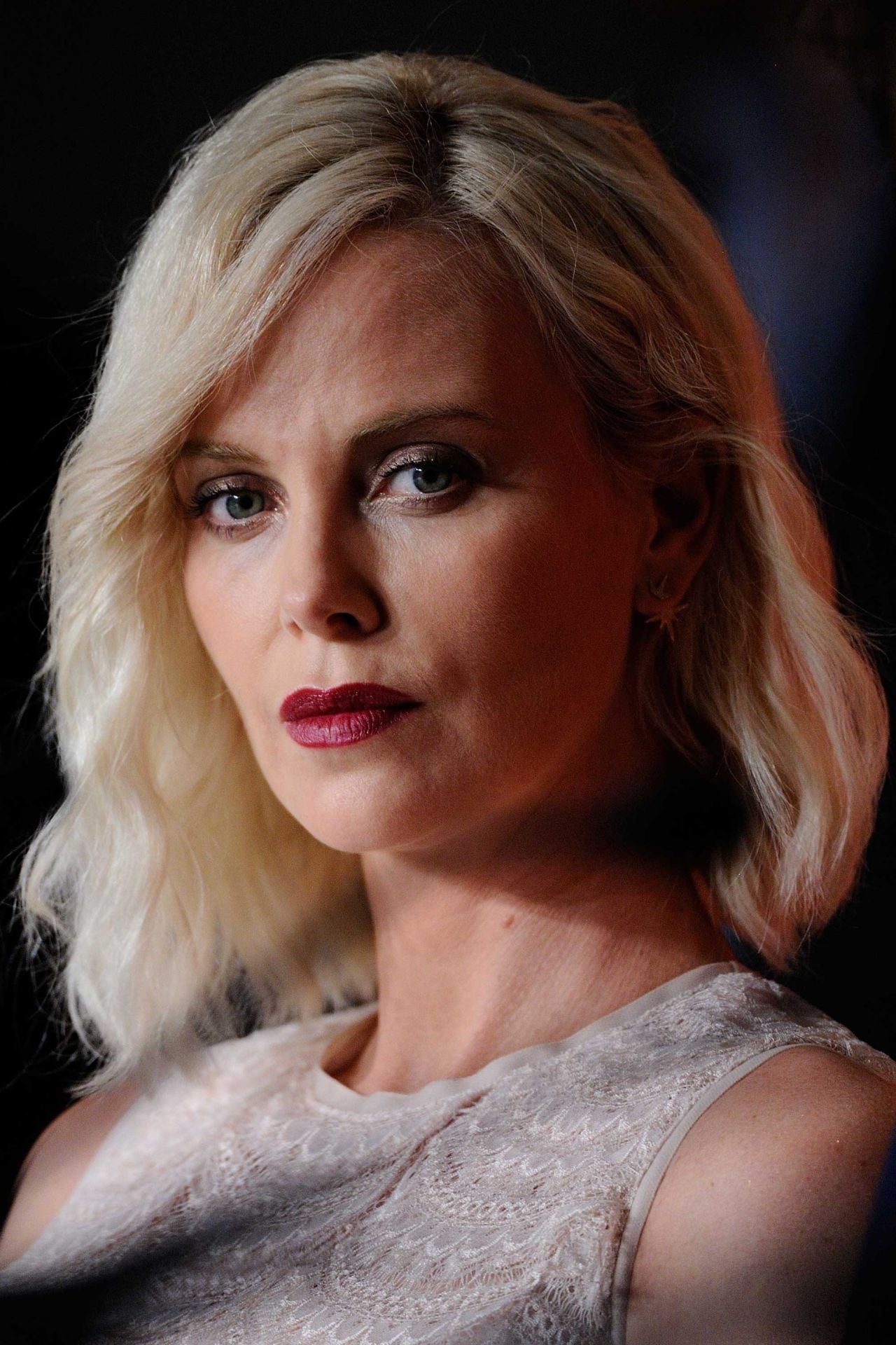 Charlize Theron The Last Face Press Conference Cannes Film Festival5