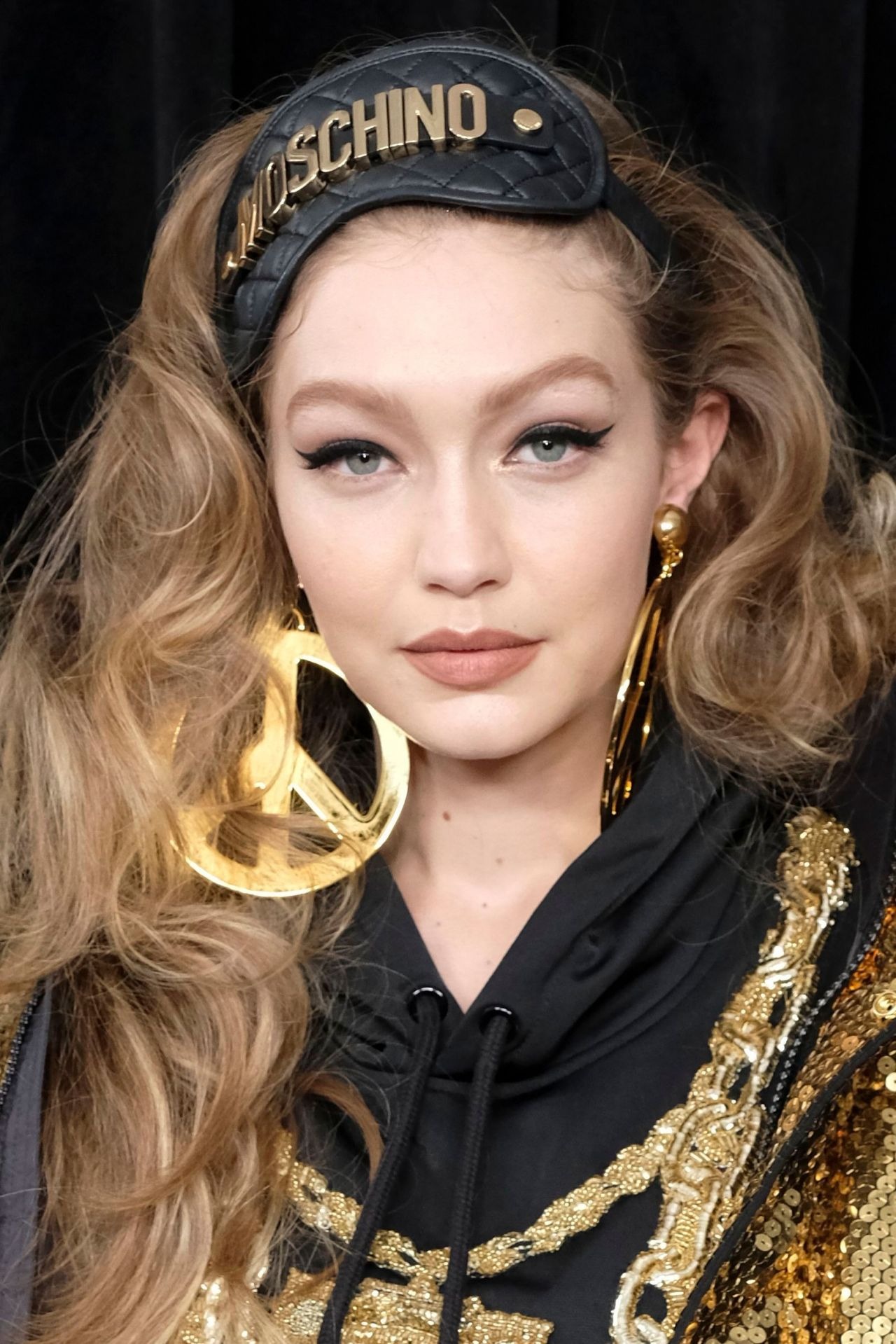 Gigi Hadid Moschino X H M Fashion Show In Nyc