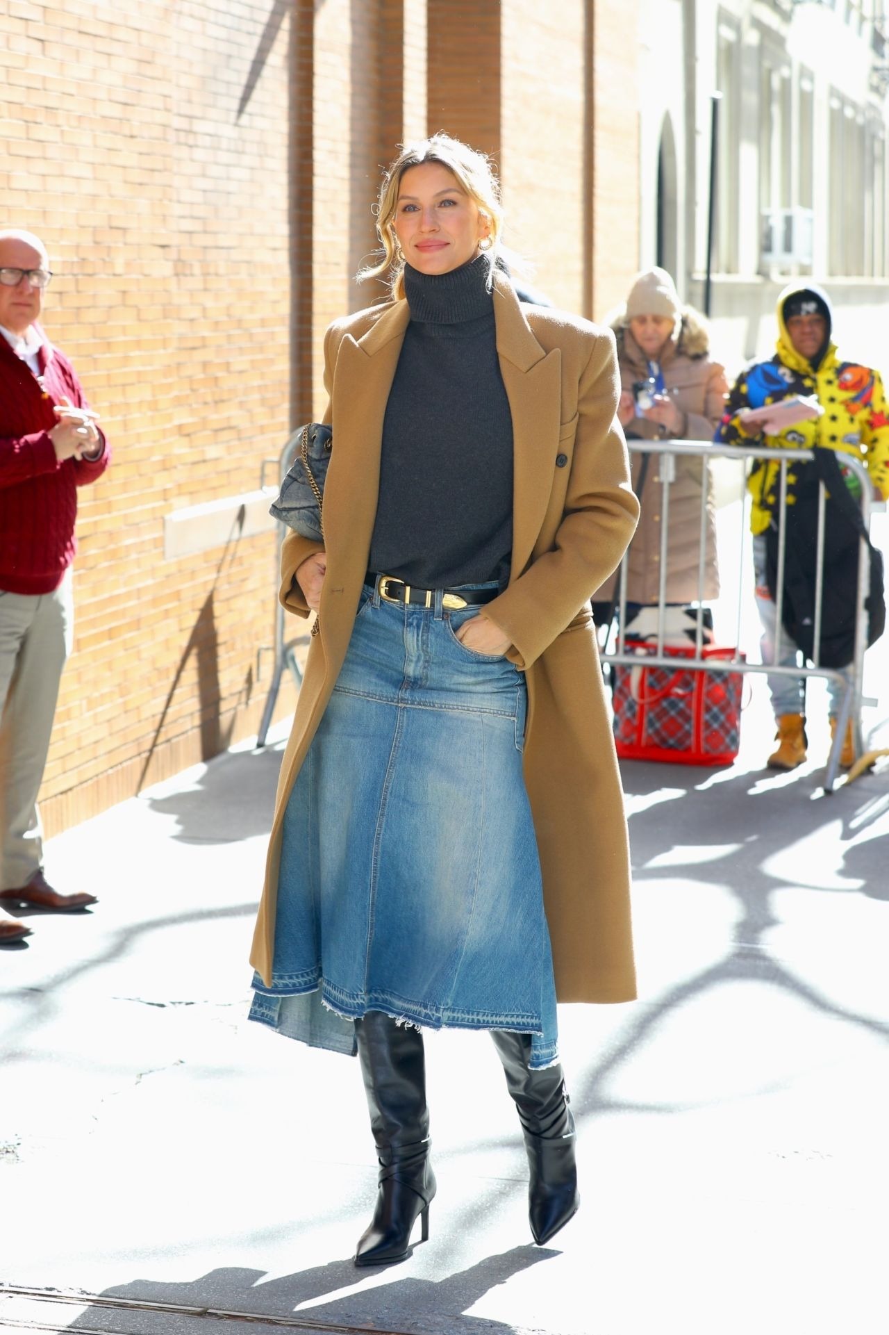 Gisele Bundchen Arrives At The View In Nyc